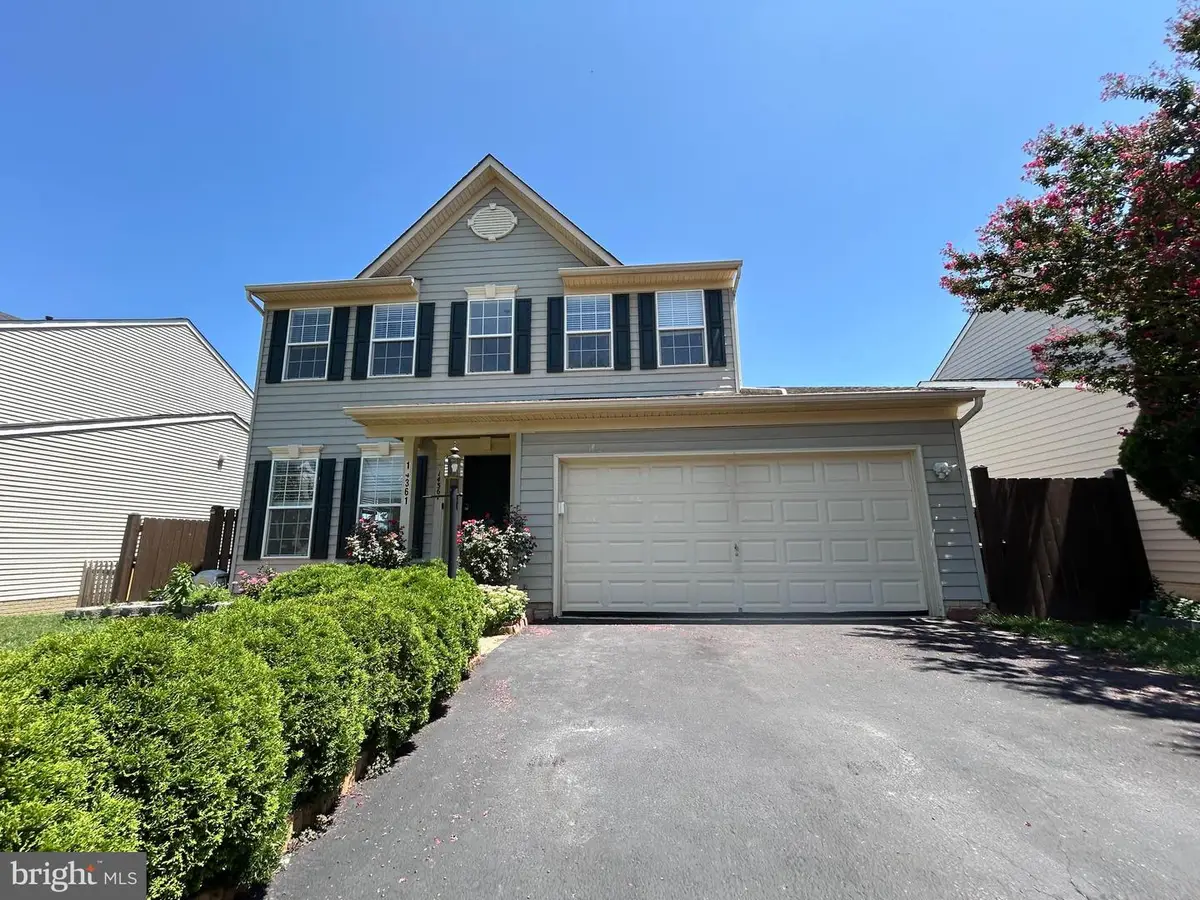 14361 Fallsmere Cir, Gainesville, VA 20155 - #1