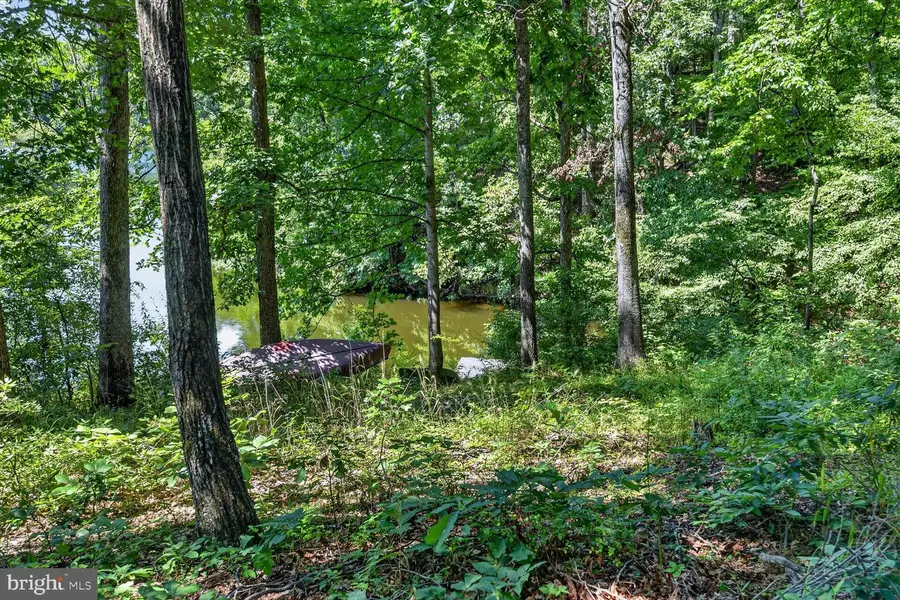 12012 Governors Ct, Woodbridge, VA 22192 - #2