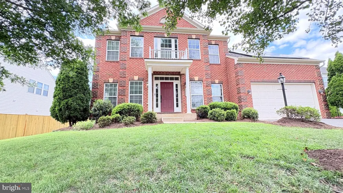 8864 Pennock Ct, Bristow, VA 20136 - #1