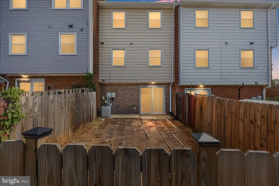14781 Darbydale Ave, Woodbridge, VA 22193 - #2