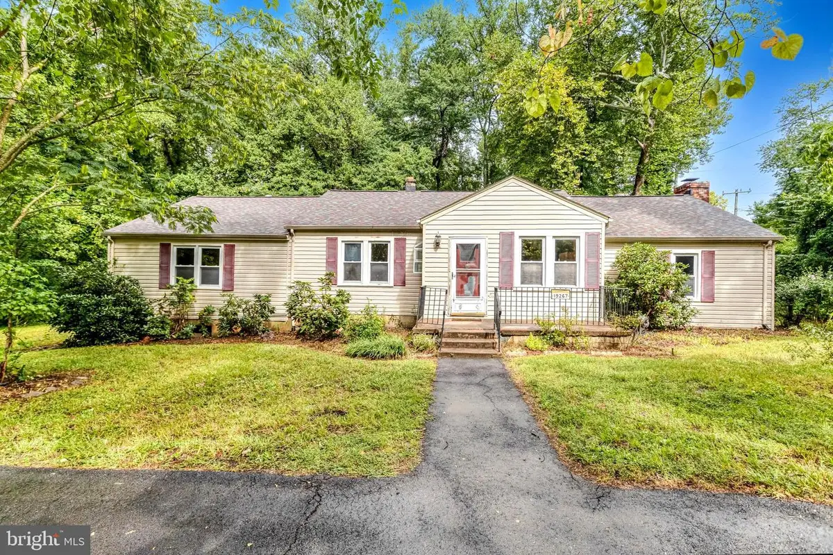 19267 Mockingbird Heights Rd, Triangle, VA 22172 - #1