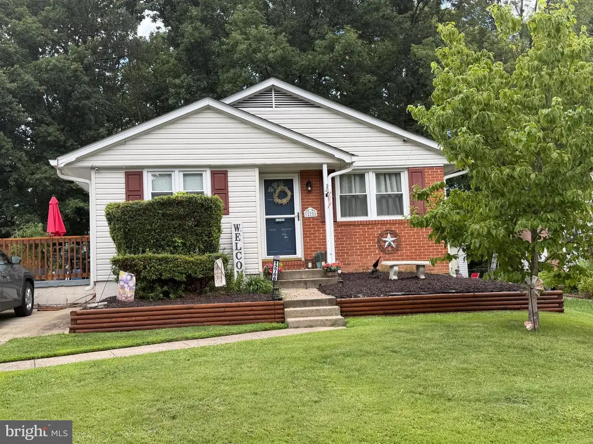 12706 Valleywood Dr, Woodbridge, VA 22192 - #1