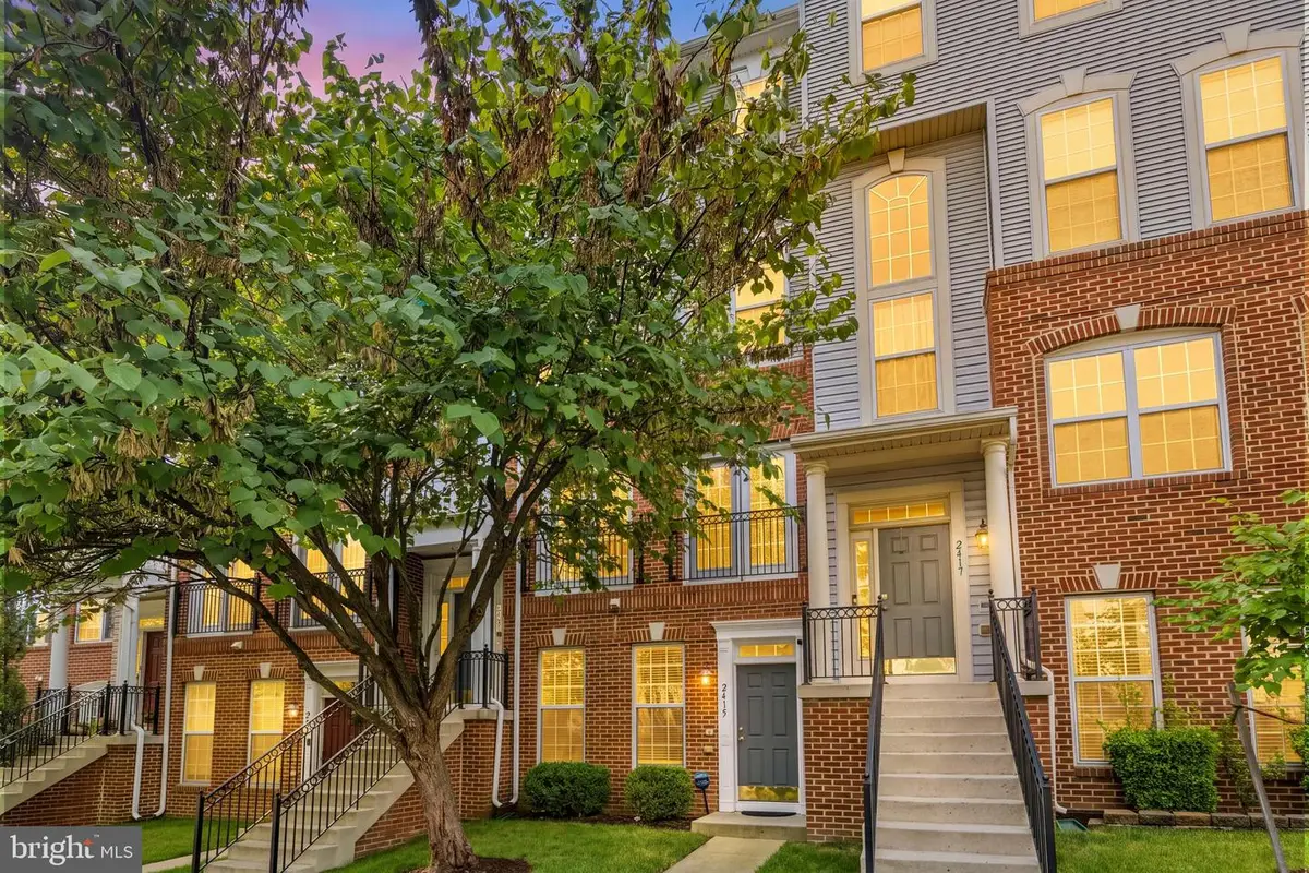 2415 Rainswood Ln, Woodbridge, VA 22191 - #1