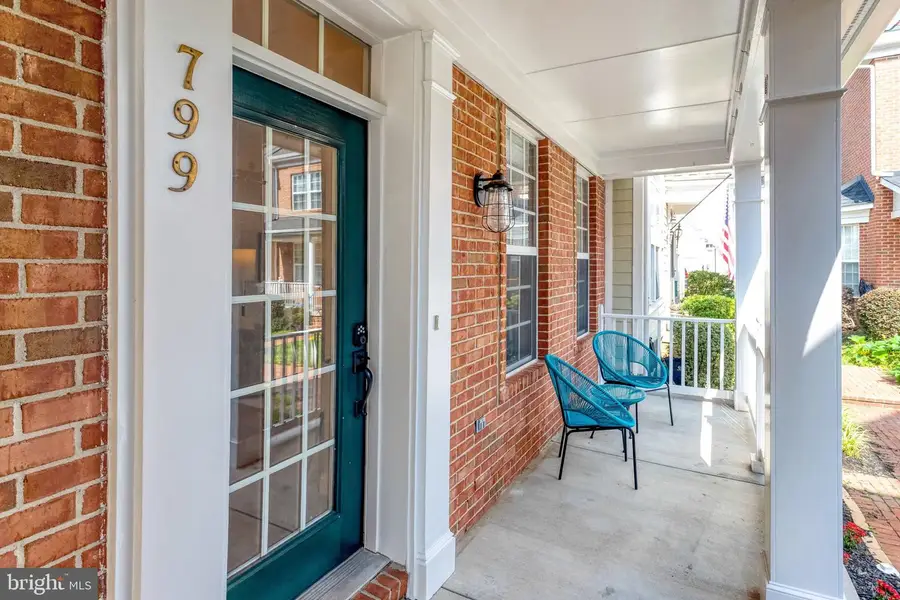 799 Monument Sq, Woodbridge, VA 22191 - #2