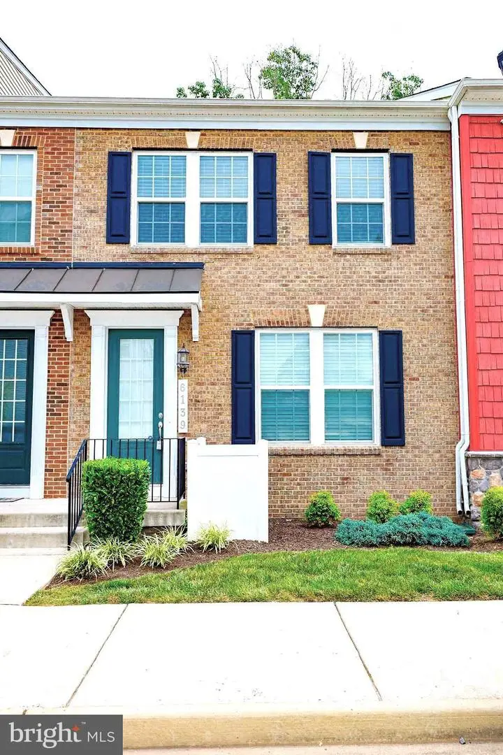 6139 Camerons Ferry Dr, Haymarket, VA 20169 - #2