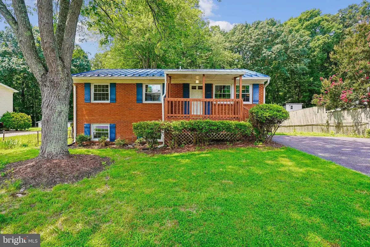 13022 Kerrydale Rd, Woodbridge, VA 22193 - #1
