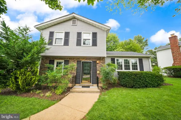 8212 Macbeth St, MANASSAS, VA 20110