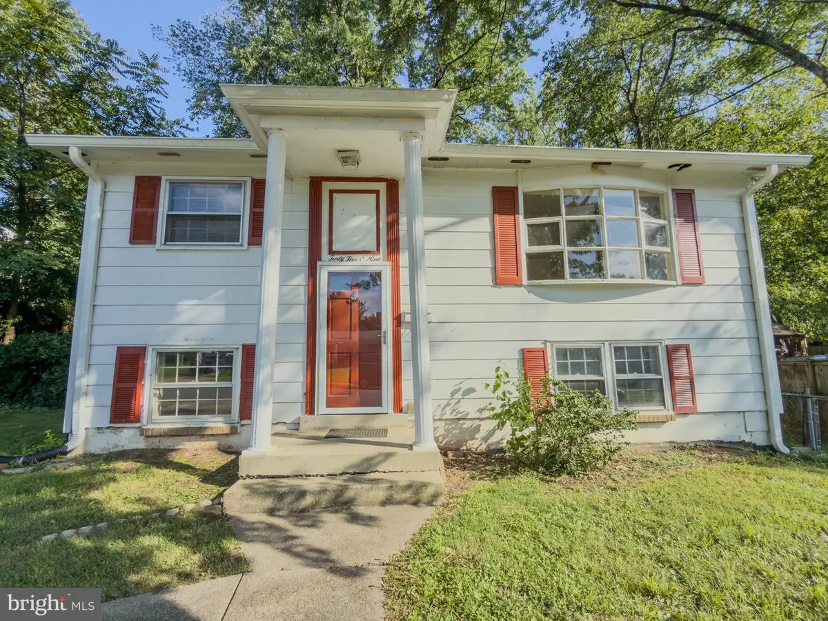 4509 Hamilton Dr, Woodbridge, VA 22193 - #1