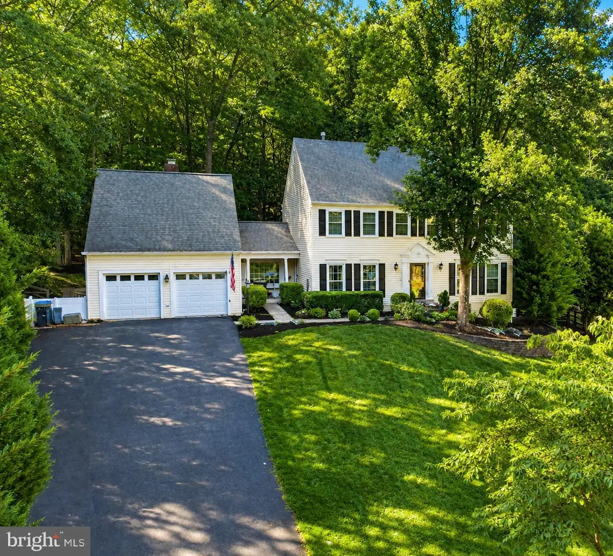 12126 Darnley Rd, Woodbridge, VA 22192 - #1