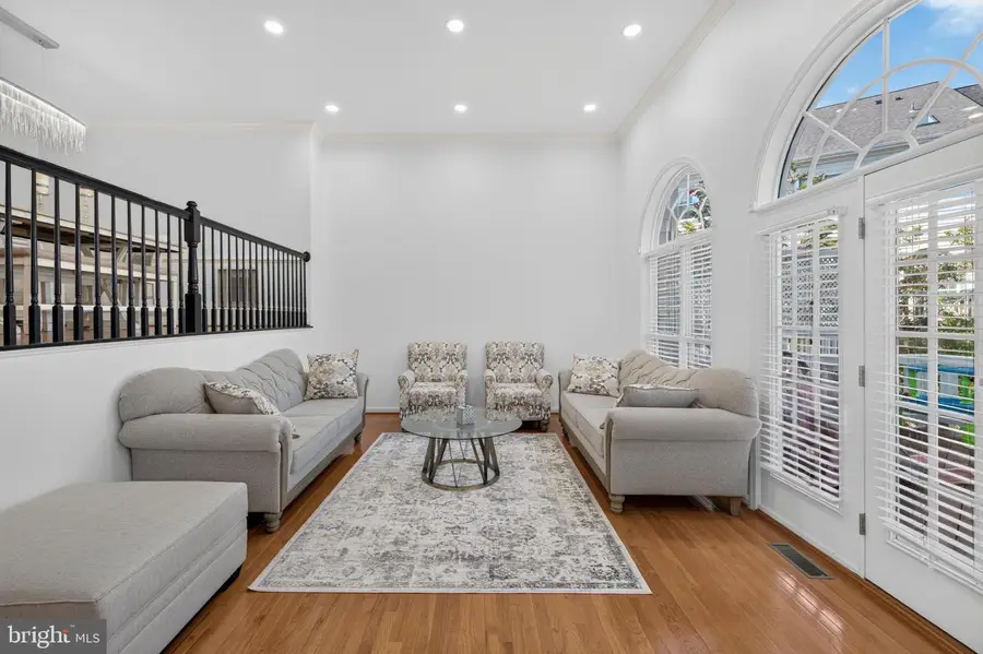 6175 Toledo Pl, Haymarket, VA 20169 - #2
