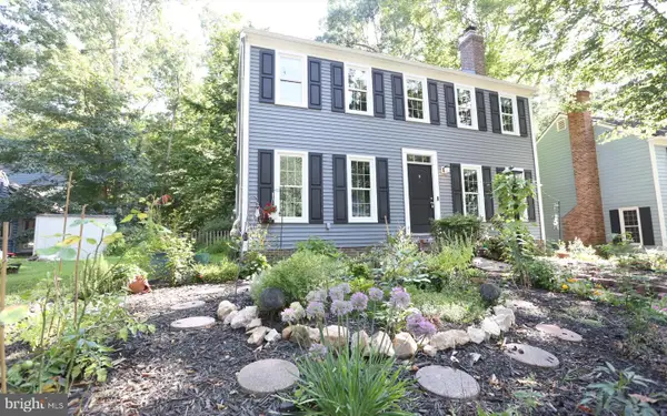 12004 Farrabow Ln, WOODBRIDGE, VA 22192