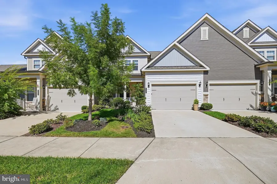 6301 Virginia Bluebell Ln, Haymarket, VA 20169 - #2