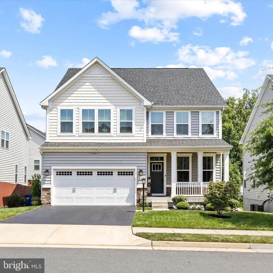 12528 Southington Dr, Woodbridge, VA 22192 - #2