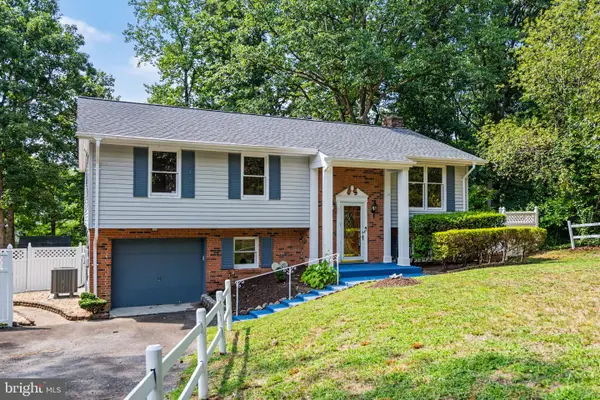 1525 Lakewood Dr, WOODBRIDGE, VA 22192