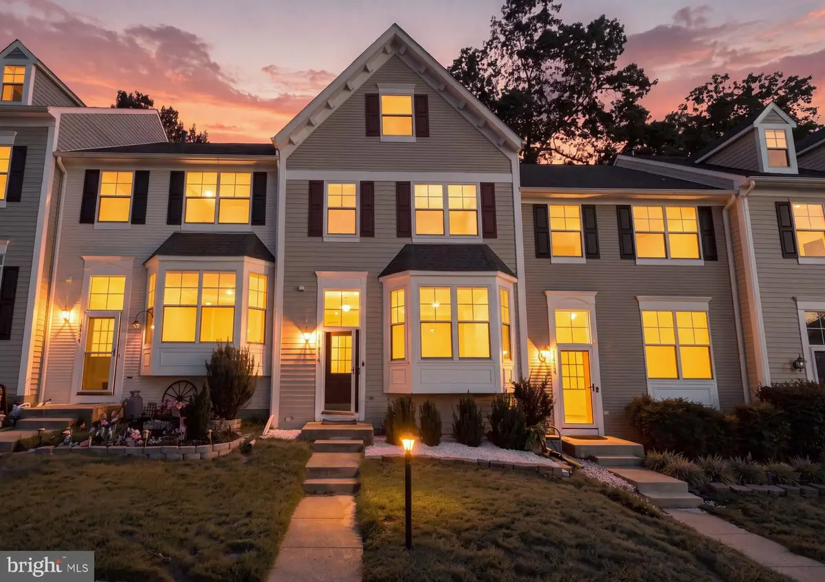11614 Nellings Pl, Woodbridge, VA 22192 - #1