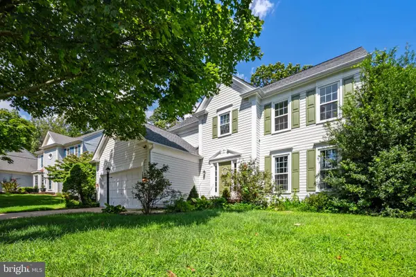 12723 Purdham Dr, WOODBRIDGE, VA 22192