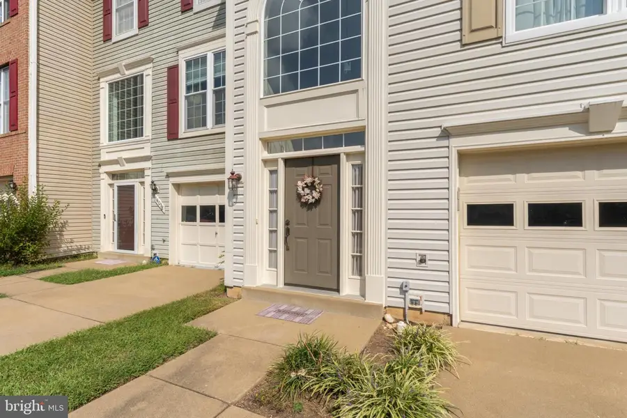 14036 Madrigal Dr, Woodbridge, VA 22193 - #3