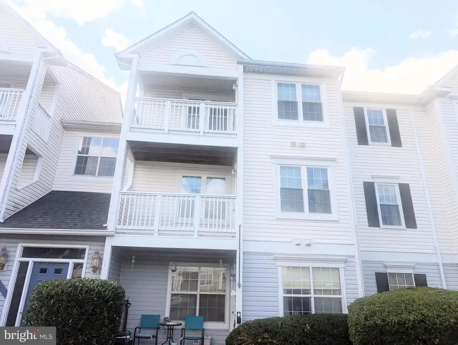 8050 Lisle Dr, Manassas, VA 20109 - #3