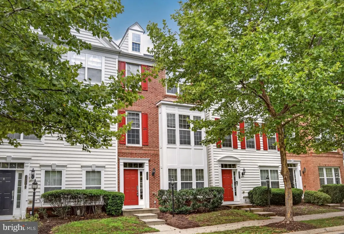 14862 Potomac Branch Dr, Woodbridge, VA 22191 - #1