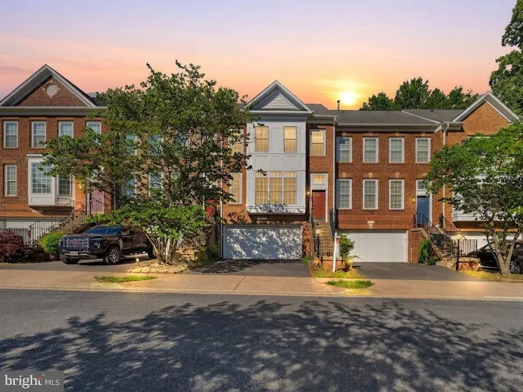17507 Cajun Ct, Dumfries, VA 22025 - #1