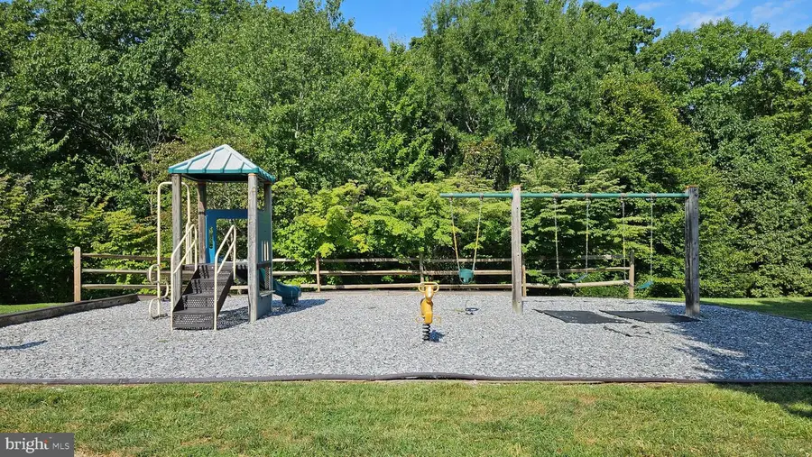 9818 Cheshire Ridge Cir, Manassas, VA 20110 - #2