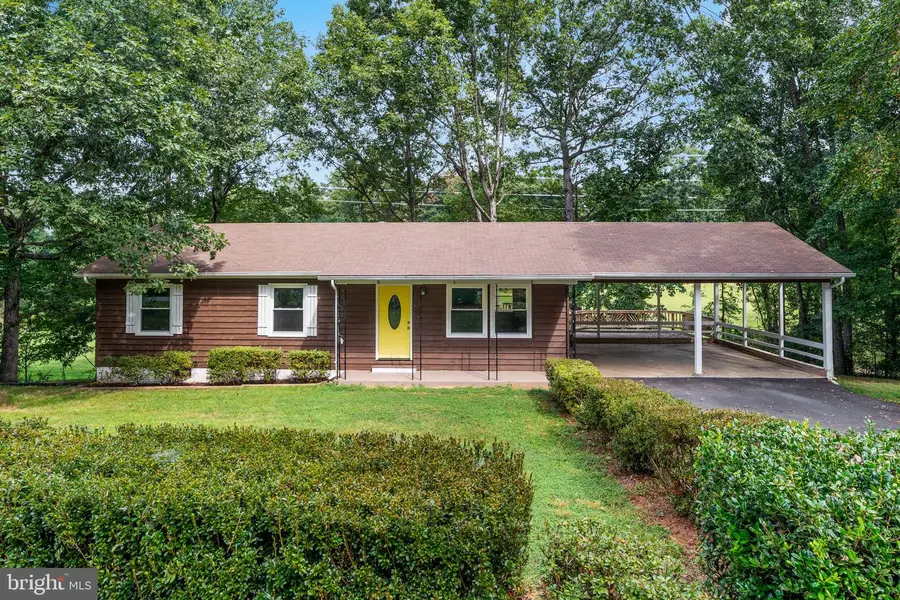 5844 Anthony Dr, Woodbridge, VA 22193 - #2
