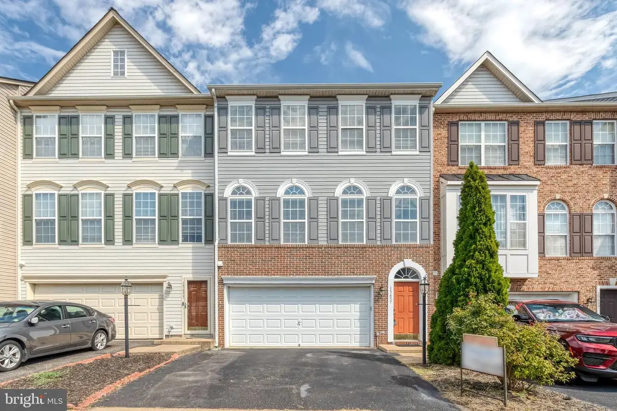 15657 William Bayliss Ct, Woodbridge, VA 22191 - #1