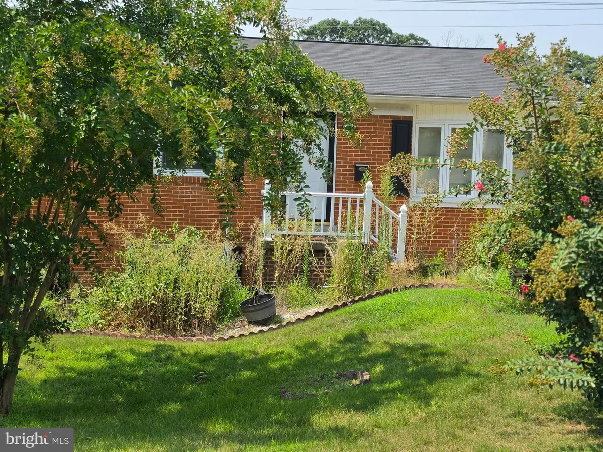14502 Aurora Dr, Woodbridge, VA 22193 - #1