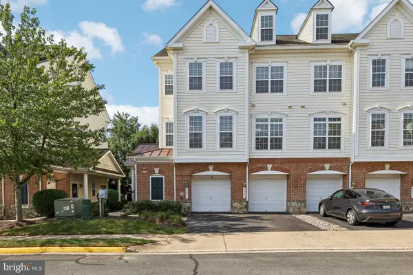 6821 Hampton Bay Ln, GAINESVILLE, VA 20155