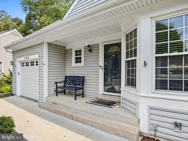 15058 Holleyside Dr, DUMFRIES, VA 22025