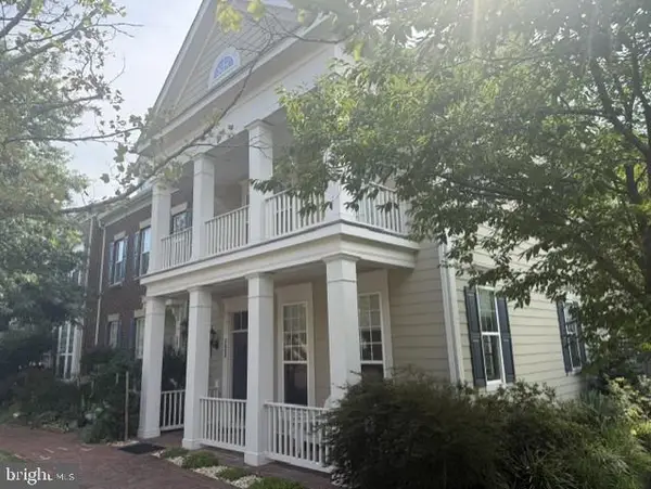 723 Belmont Bay Dr, WOODBRIDGE, VA 22191
