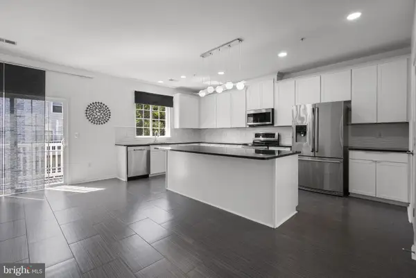 14760 Mason Creek Cir, WOODBRIDGE, VA 22191