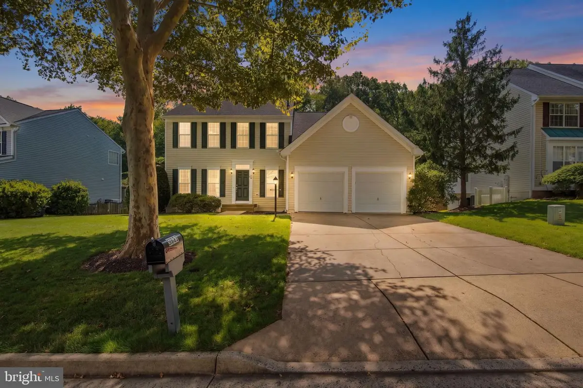 5885 Fincastle Dr, Manassas, VA 20112 - #1
