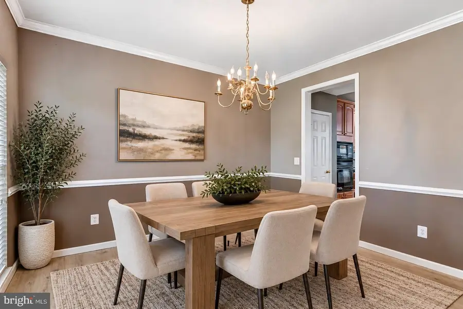 17077 Loftridge Ln, Gainesville, VA 20155 - #2