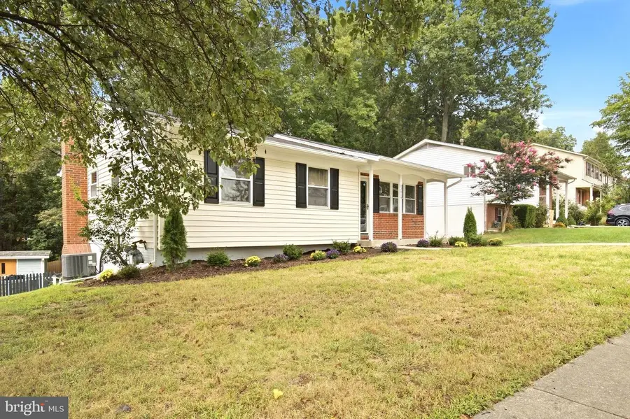 12615 Valleywood Dr, Woodbridge, VA 22192 - #3