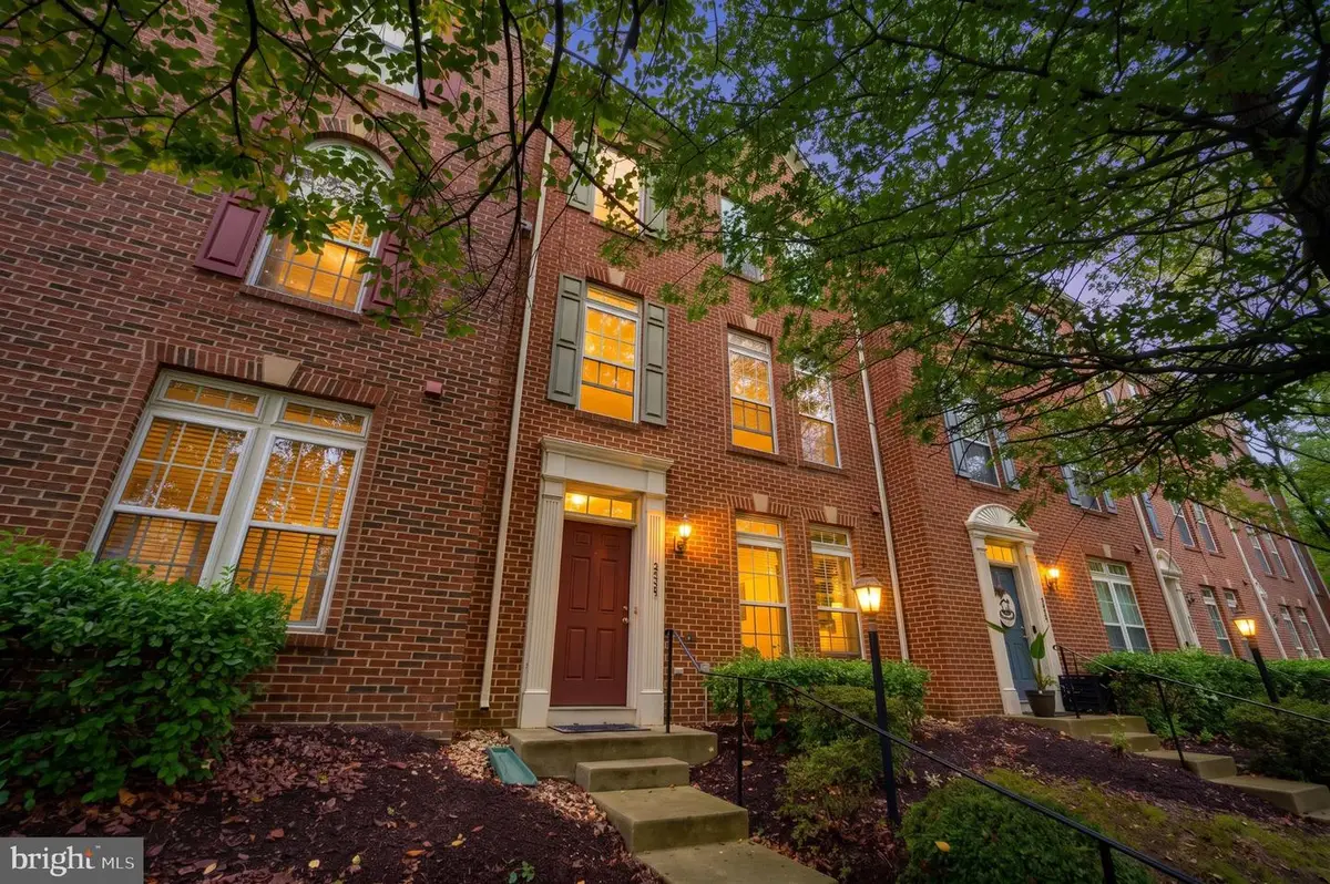 2205 Potomac Club Pkwy, Woodbridge, VA 22191 - #1