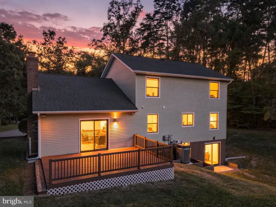 8106 Morningside Dr, Manassas, VA 20112 - #2