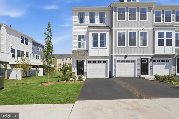 10792 Pennywell Garden Rd, MANASSAS, VA 20112