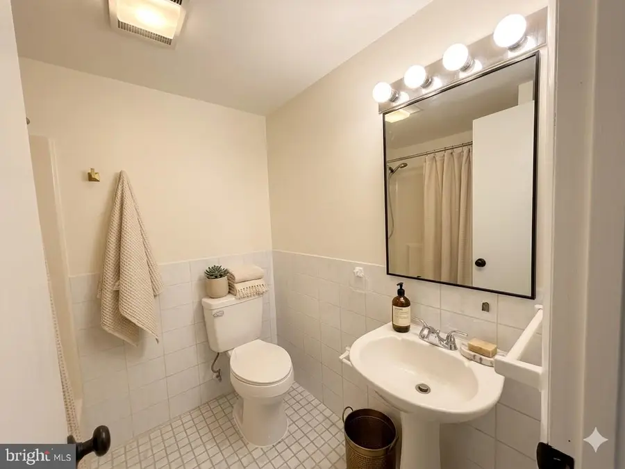 7629 Huron Dr, Gainesville, VA 20155 - #3