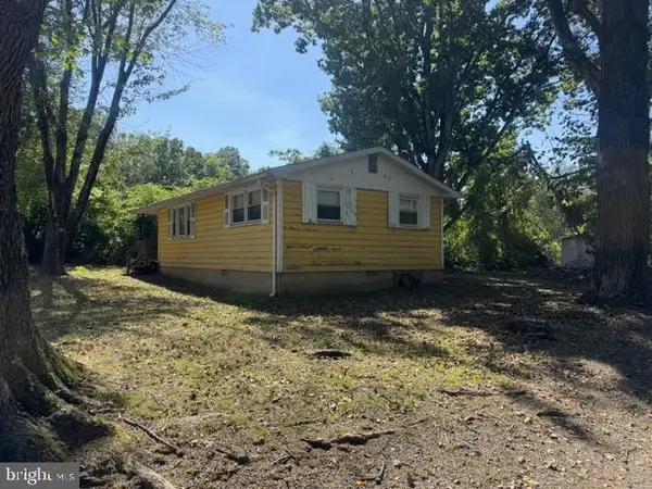 18336 Williams Rd, TRIANGLE, VA 22172