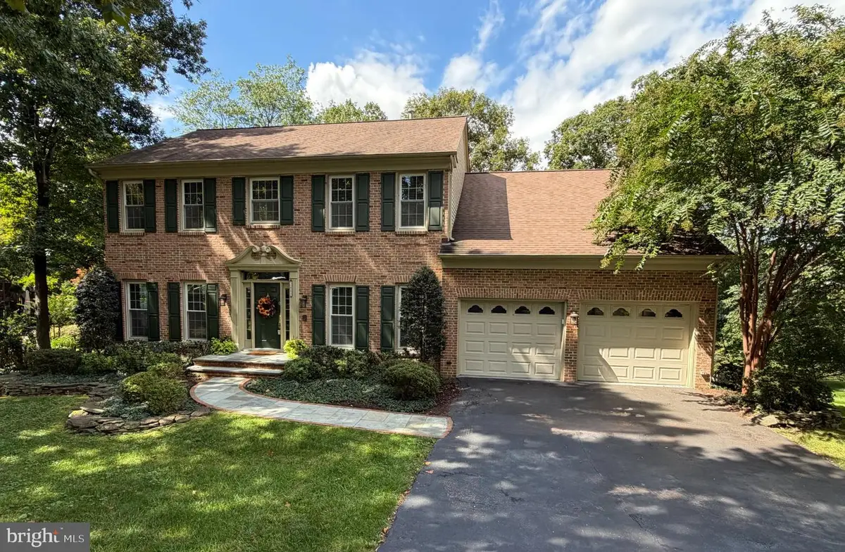 3482 Beaver Ford Rd, Woodbridge, VA 22192 - #1