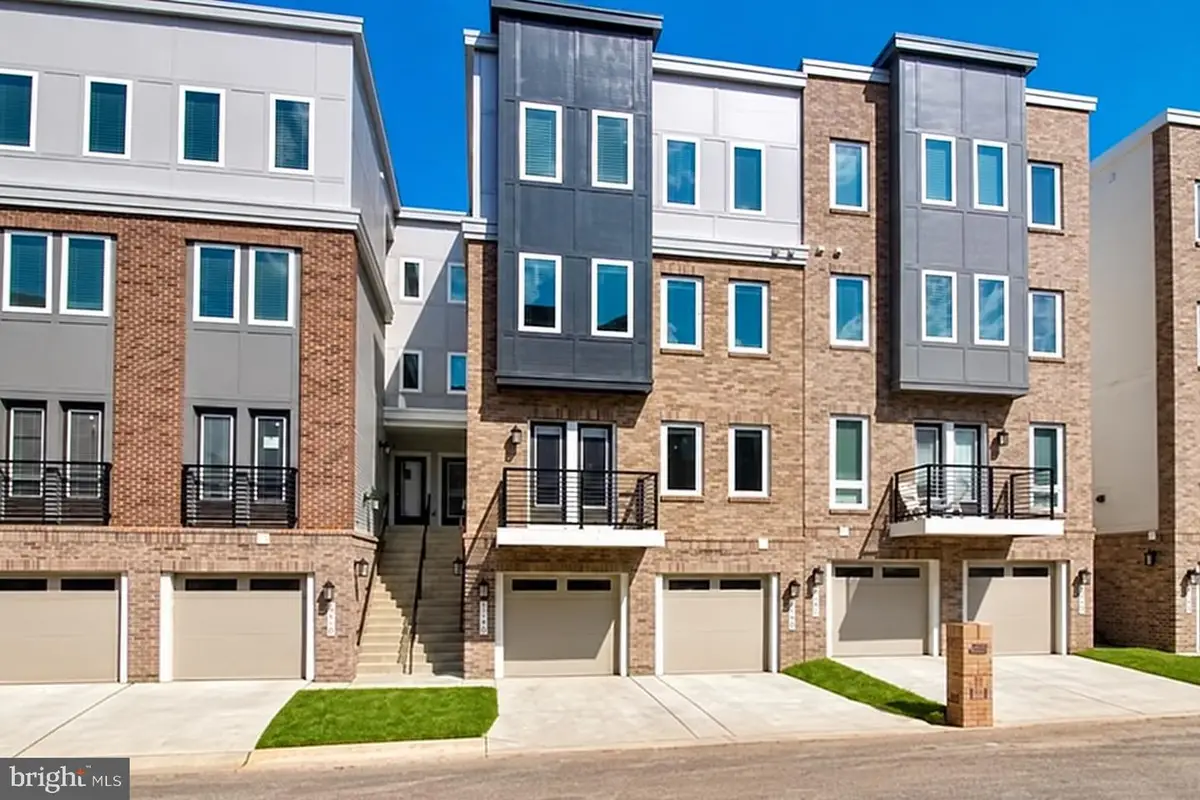 1364 Rail Stop Dr, Woodbridge, VA 22191 - #1