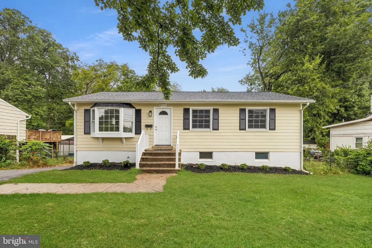 9512 Lomond Dr, Manassas, VA 20109 - #1