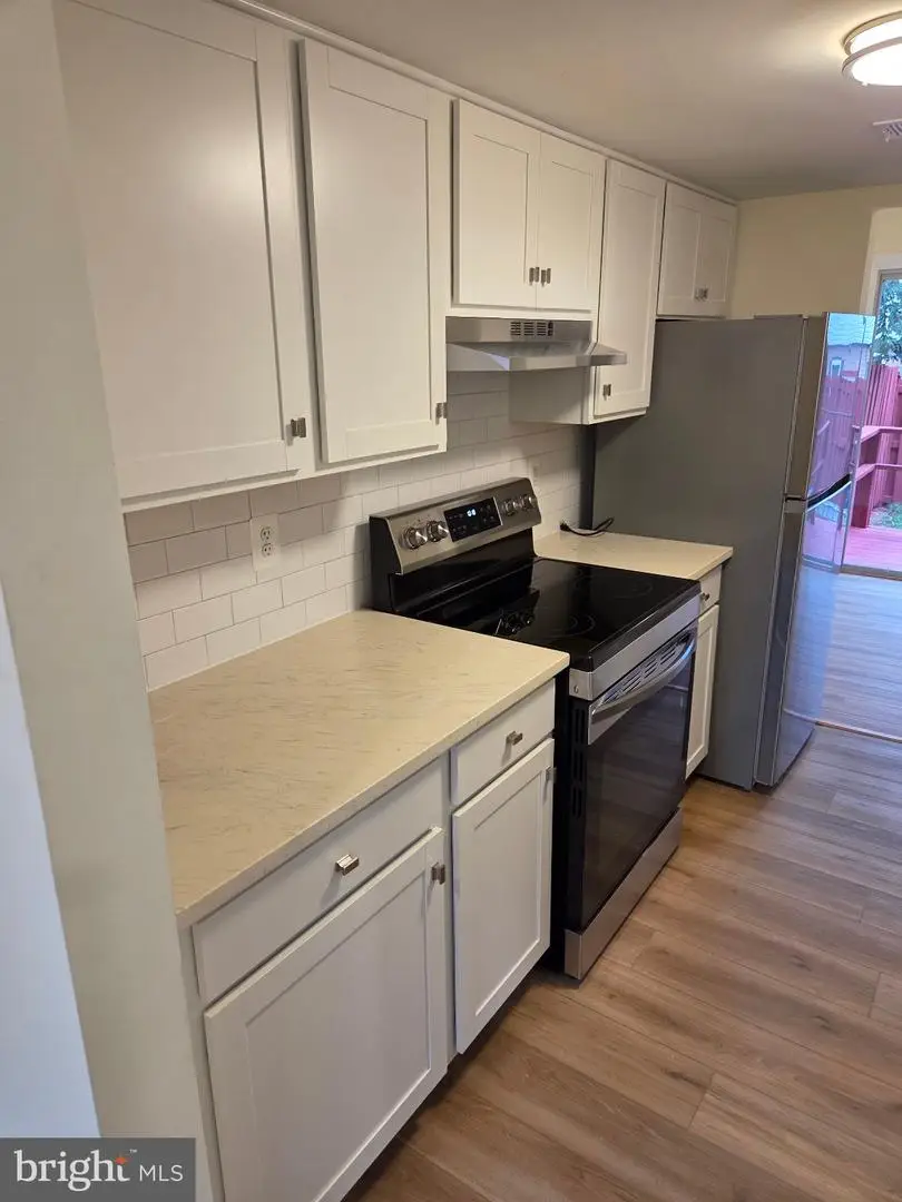 2843 Banks Ct, Dumfries, VA 22026 - #2