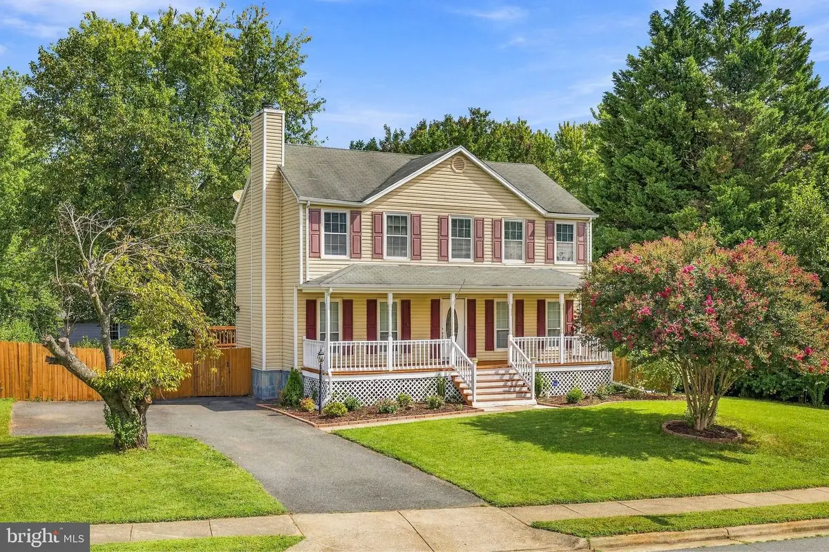 13457 Orangewood Dr, Woodbridge, VA 22193 - #1