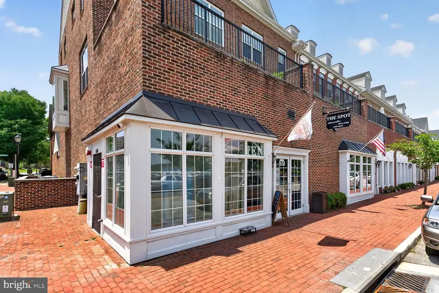 810 Belmont Bay Dr #204, Woodbridge, VA 22191 - #3