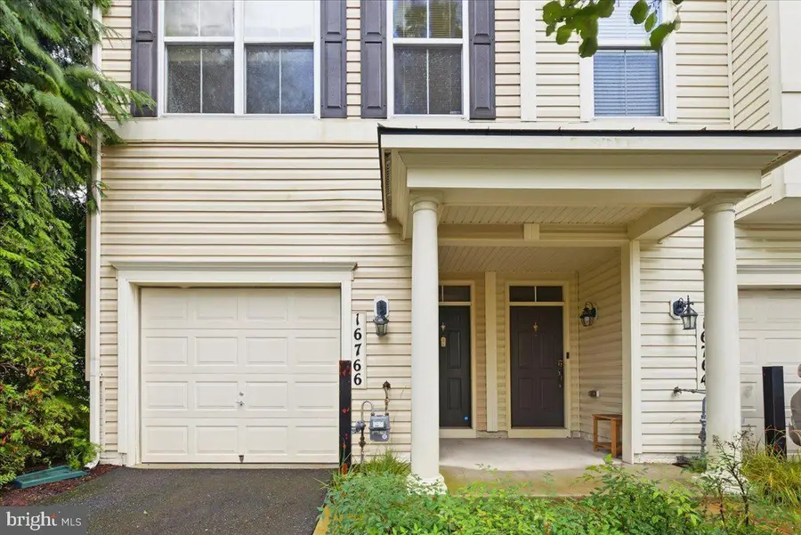 16766 Blackjack Oak Ln, Woodbridge, VA 22191 - #2