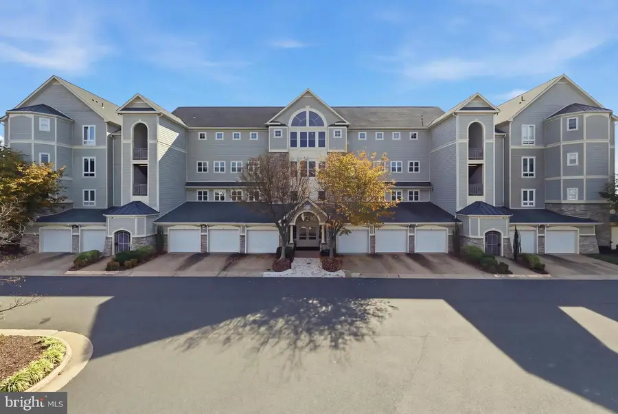 1621 Ladue Ct #204, Woodbridge, VA 22191 - #2