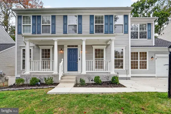 17208 Larkin Dr, DUMFRIES, VA 22026