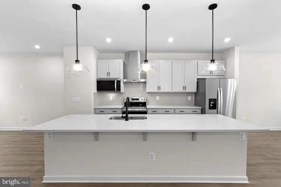 18032 Alicia Ave, Dumfries, VA 22026 - #3